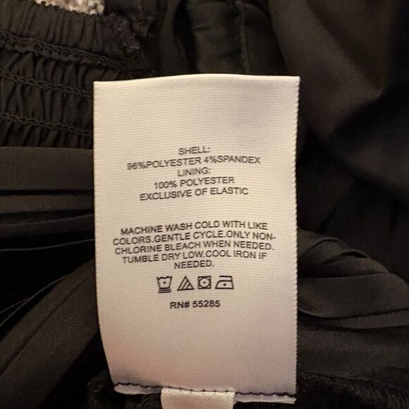 Express Women's Satin Top Size XS Black V-Bar Puff Sleeve Ruched Pleated NWT $58 - Picture 16 of 16